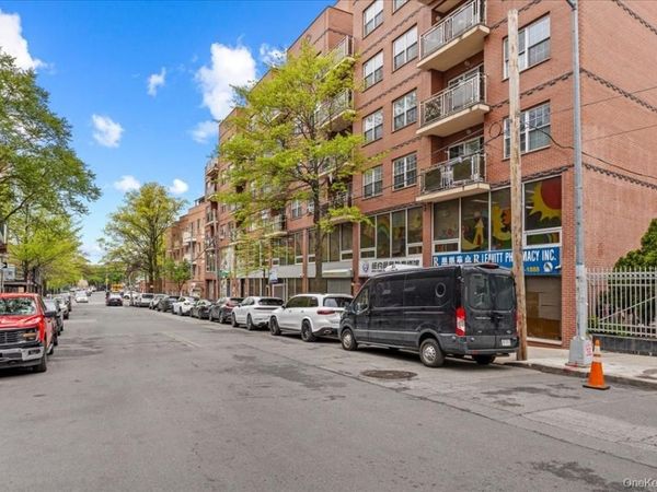 3519 Leavitt Street , Unit 4B, Flushing, NY 11354