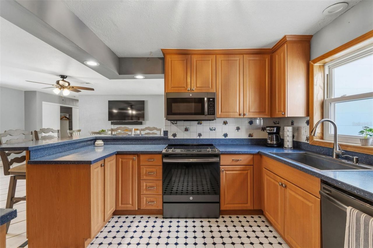 4333 71st Avenue N, Pinellas Park, FL 33781 Photo