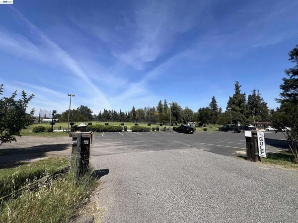 17051 Escalon Bellotta Rd, Escalon, CA 95320