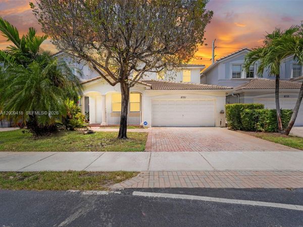 8721 SW 2nd Ter , Miami, FL 33174