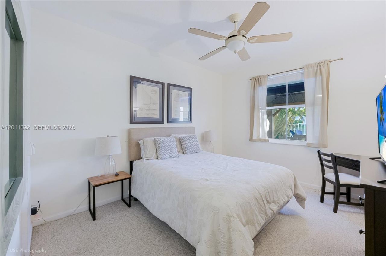 4394 Fox Ridge Dr , Weston, FL 33331 Photo