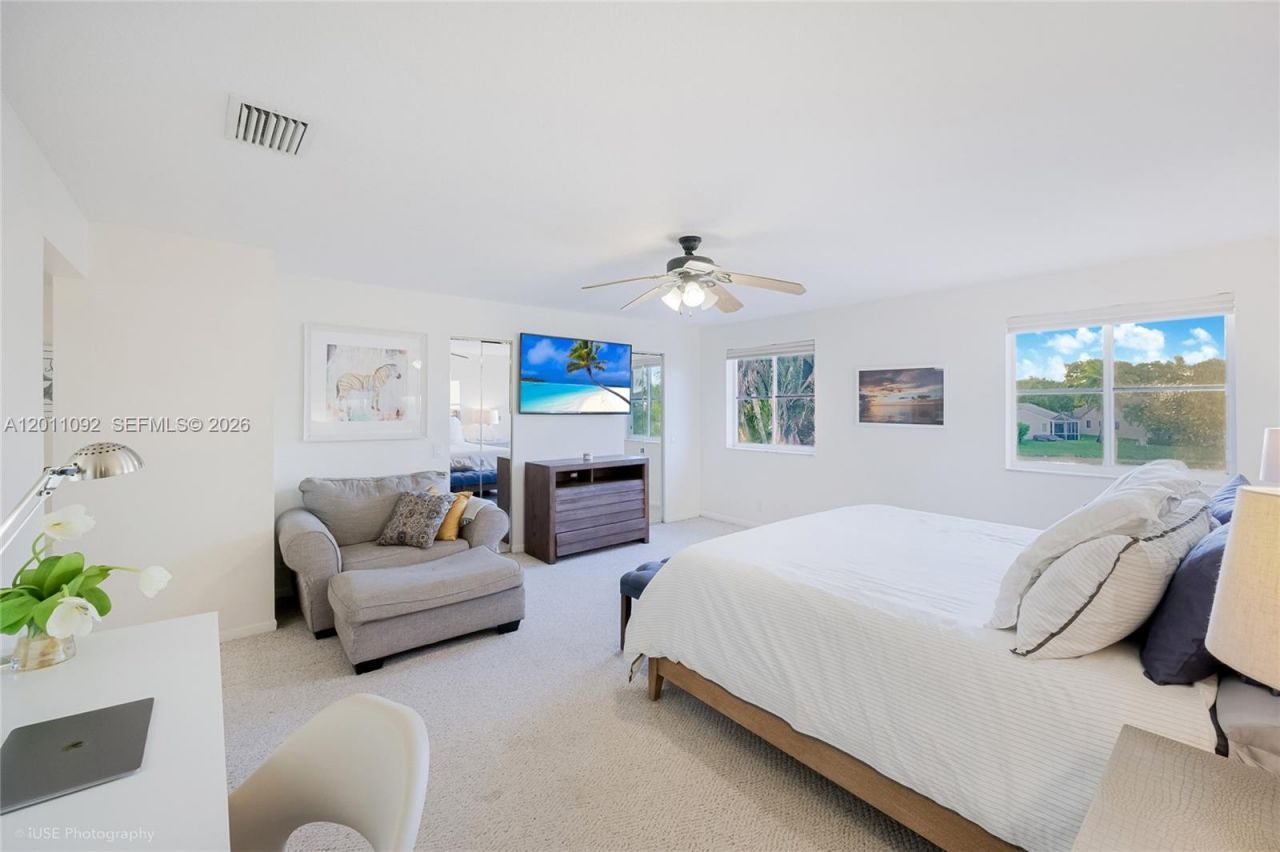 4394 Fox Ridge Dr , Weston, FL 33331 Photo