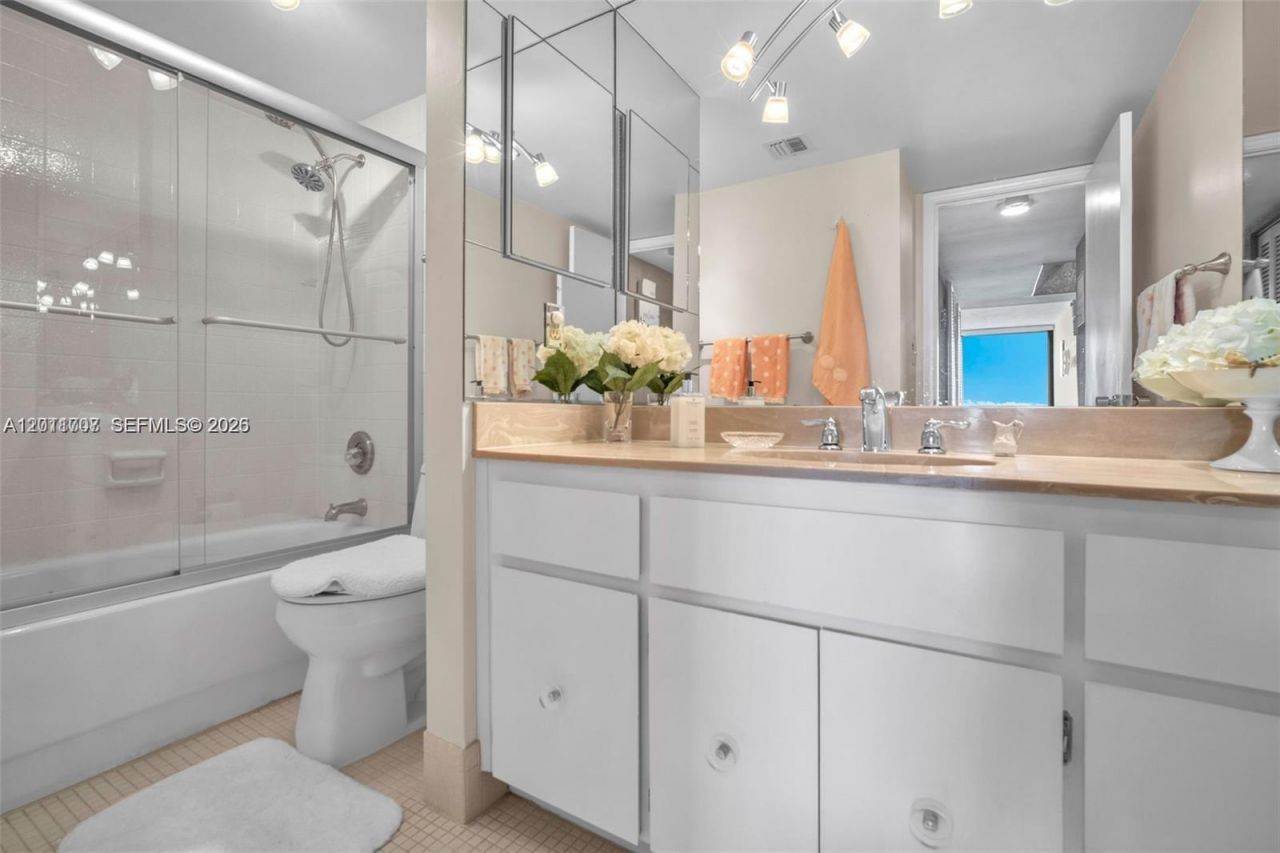5510 N Ocean Dr , Unit 19B, Singer Island, FL 33404 Photo