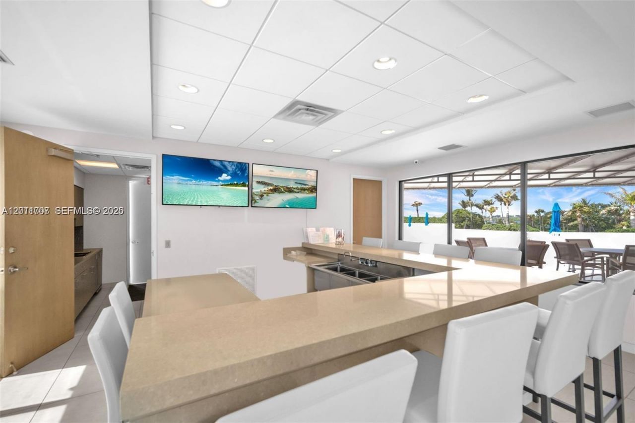 5510 N Ocean Dr , Unit 19B, Singer Island, FL 33404 Photo