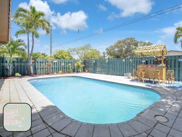 1520 N 25th Avenue, Hollywood, FL 33020