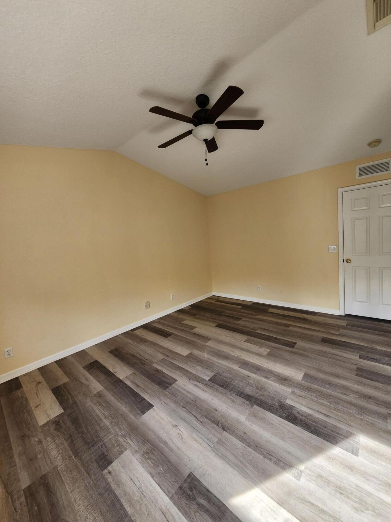 6098 Eaton Street, West Palm Beach, FL 33411 Photo