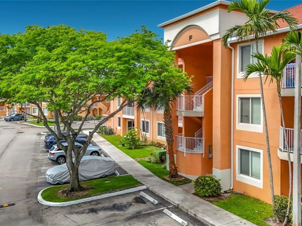 6968 SW 39th St , Unit F205, Davie, FL 33314