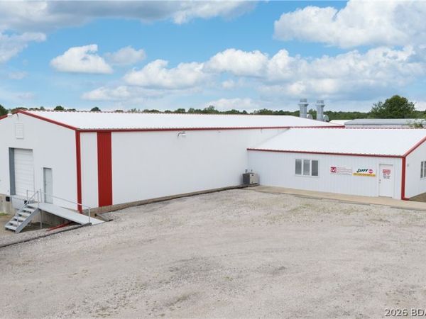 397 Highway 42, Kaiser, MO 65047