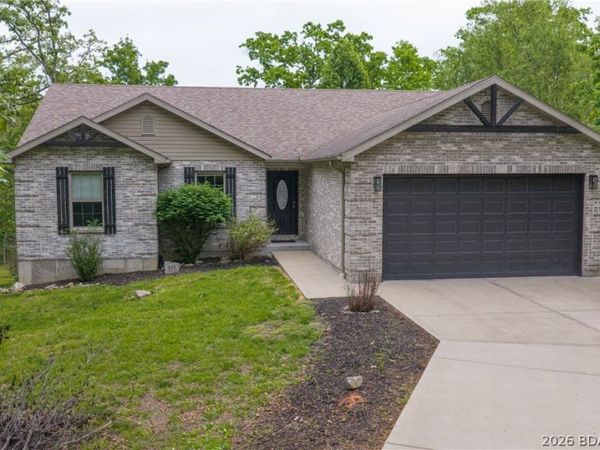 124 Palmer Drive, Lake Ozark, MO 65049