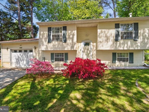 10702 HOLLAWAY DRIVE, UPPER MARLBORO, MD 20772