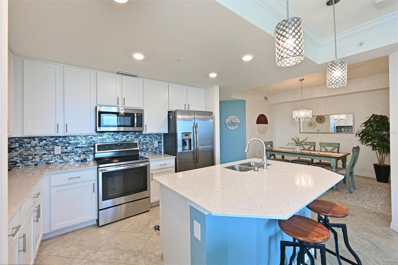 910 Tidewater Shores Loop, Unit 208, Bradenton, FL 34208 Photo