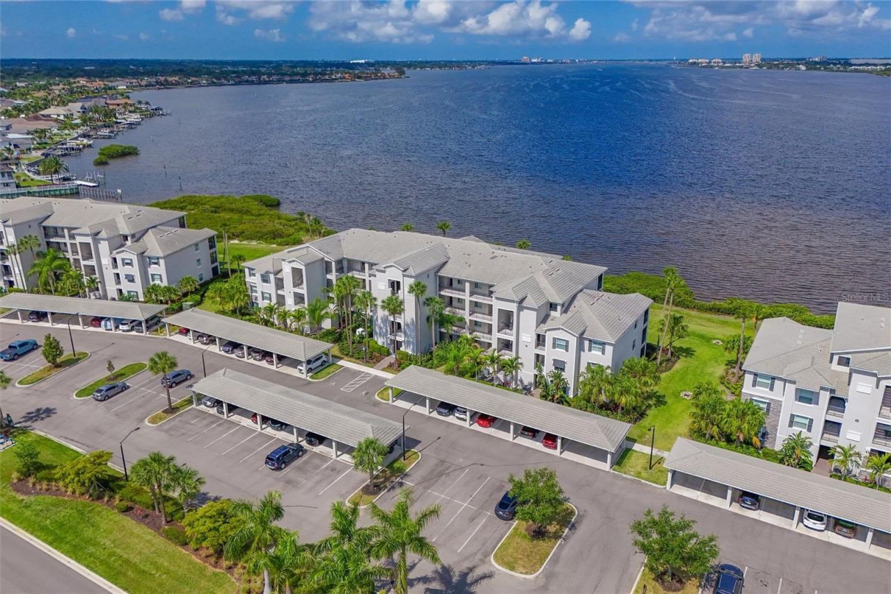 910 Tidewater Shores Loop, Unit 208, Bradenton, FL 34208 Photo