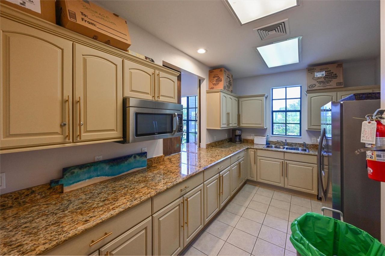 910 Tidewater Shores Loop, Unit 208, Bradenton, FL 34208 Photo