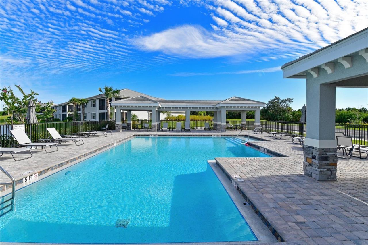 910 Tidewater Shores Loop, Unit 208, Bradenton, FL 34208 Photo