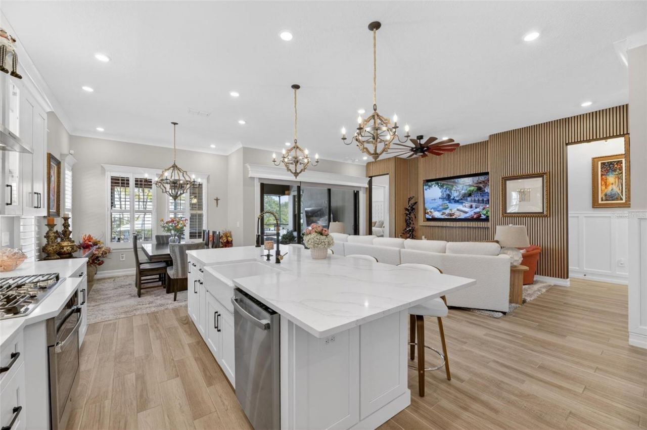 1075 Seagrape Drive , Ruskin, FL 33570 Photo