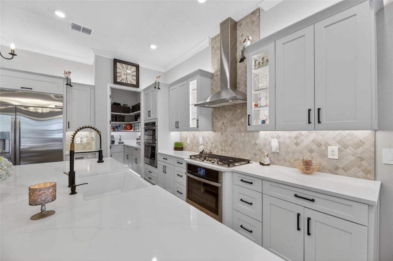 1075 Seagrape Drive , Ruskin, FL 33570 Photo