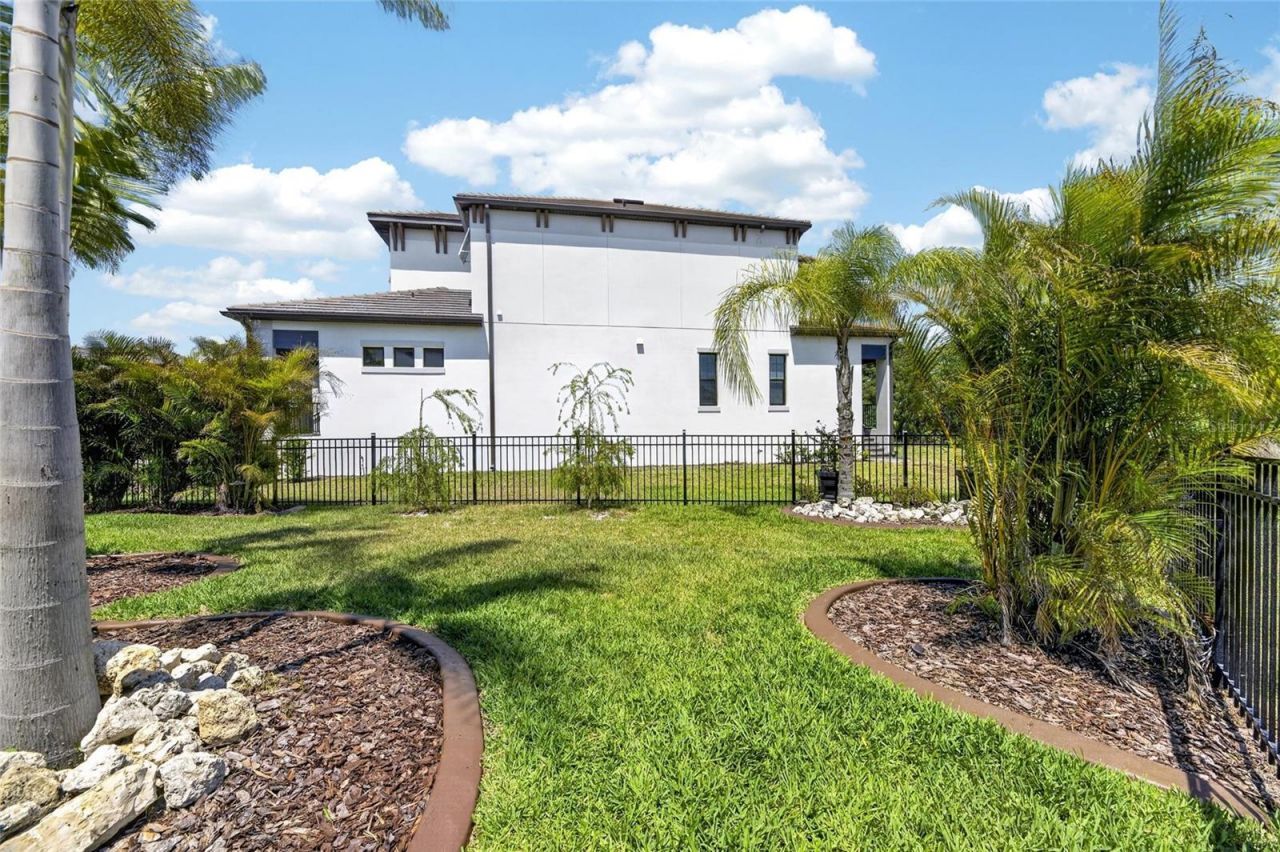 1075 Seagrape Drive , Ruskin, FL 33570 Photo