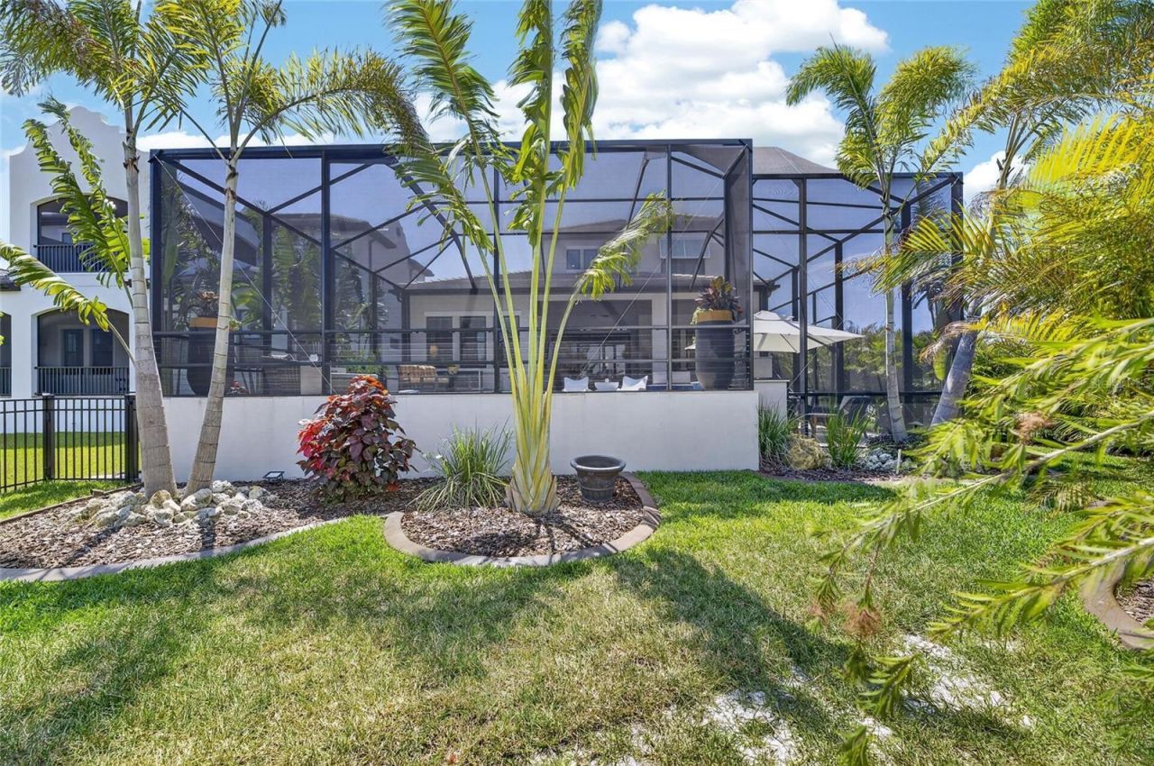 1075 Seagrape Drive , Ruskin, FL 33570 Photo
