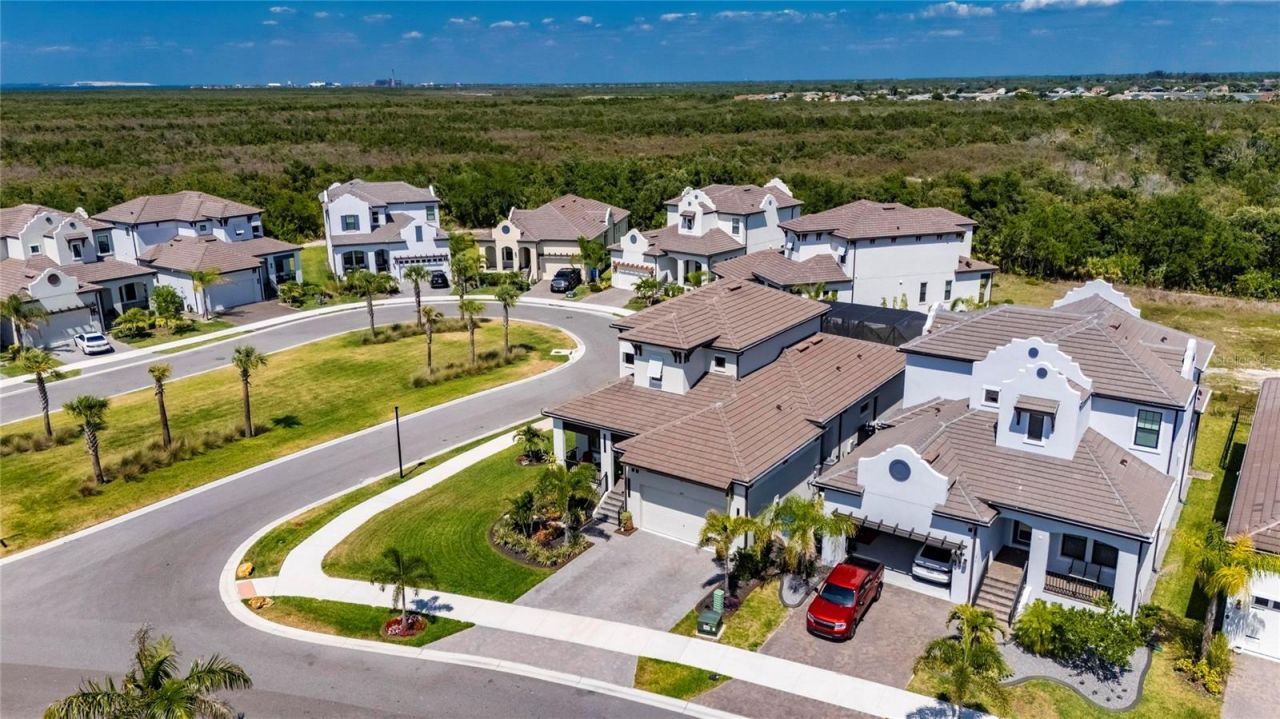 1075 Seagrape Drive , Ruskin, FL 33570 Photo