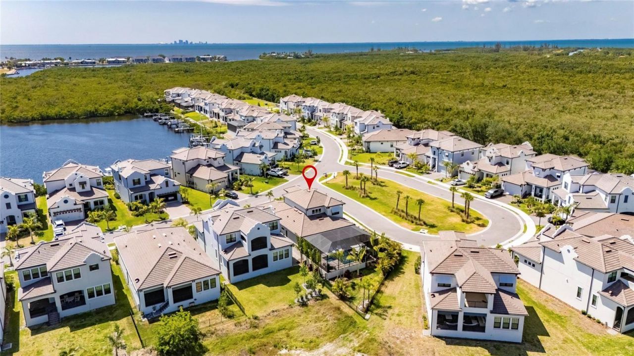 1075 Seagrape Drive , Ruskin, FL 33570 Photo
