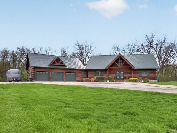 20805 Mackinaw Bluffs Road , Lexington, IL 61753