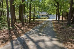 114 Falcon Crest Road  photo 4