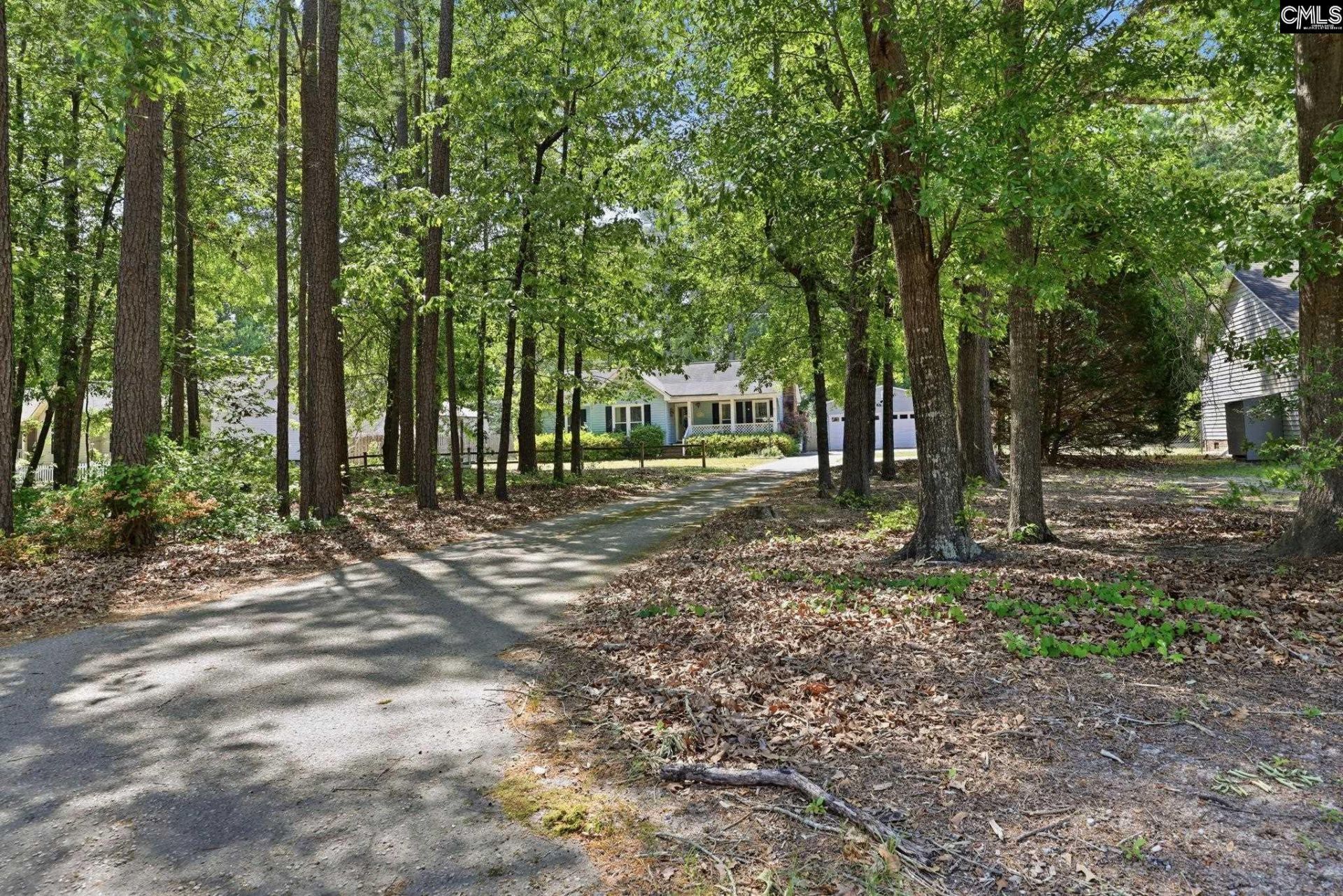 114 Falcon Crest Road Photo 6