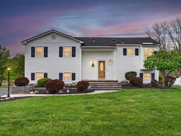 9 Pilgrim Lane , Washingtonville, NY 10992