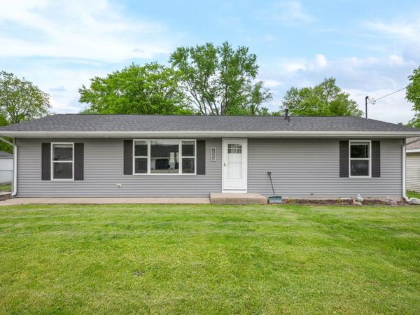 205 E Northline Road, Tuscola, IL 61953