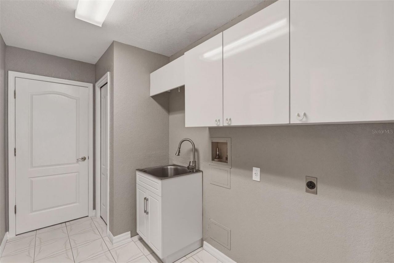 1083 Manilla Lane, Punta Gorda, FL 33983 Photo