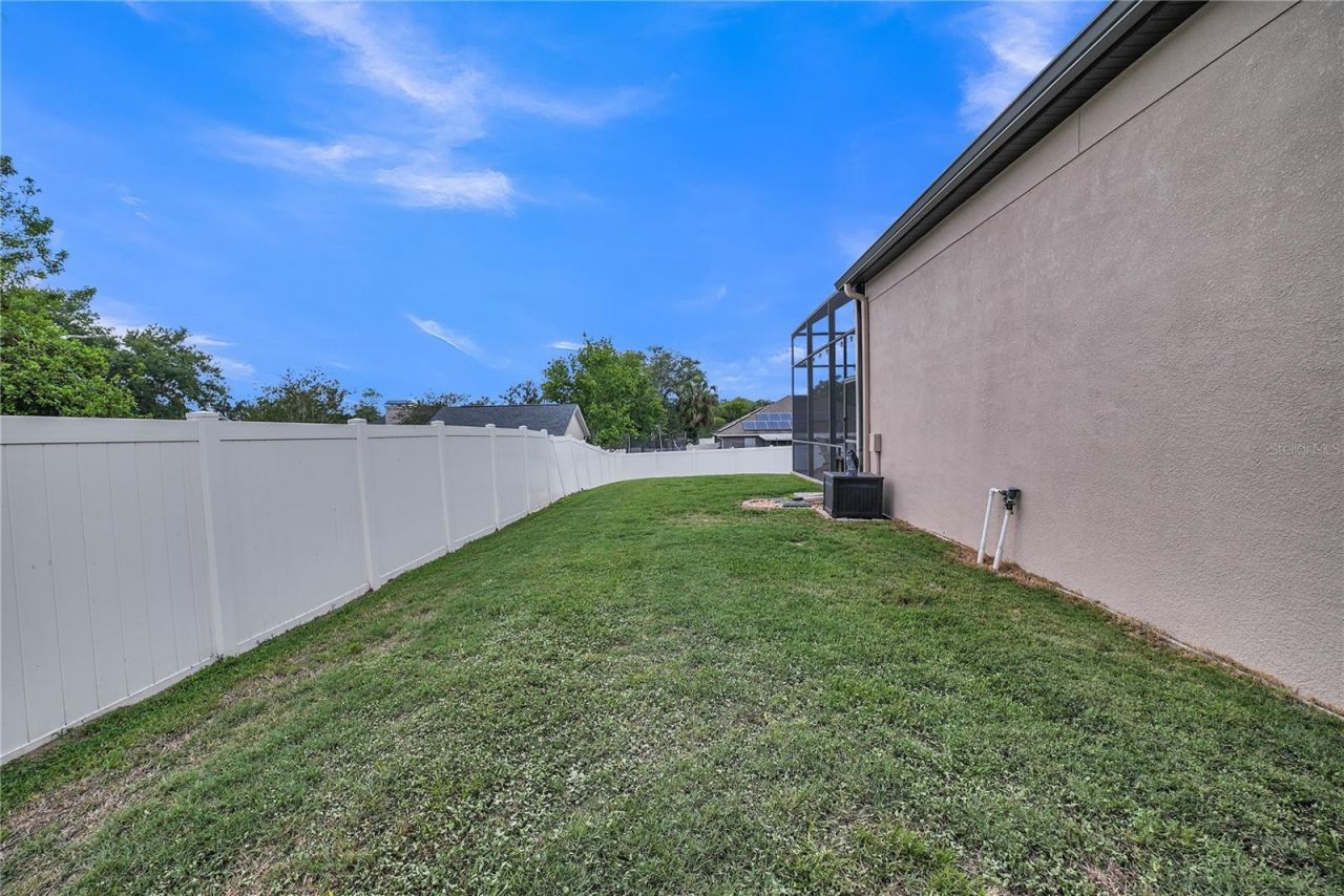 12309 Loopback Drive, San Antonio, FL 33576 Photo