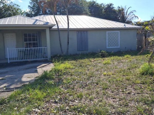 5060 SE Ebbtide Avenue, Stuart, FL 34997