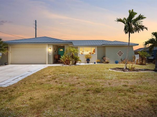 200 BELAIRE COURT , PUNTA GORDA, FL 33950