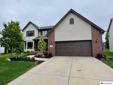 4718 Birch Creek Drive , Lincoln, NE 68516