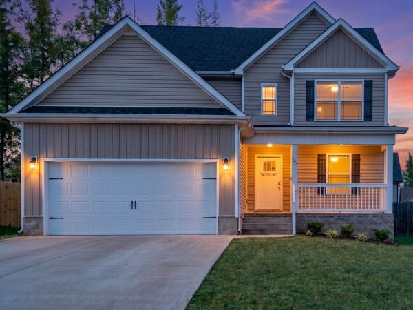 507 Medallion Cir , Clarksville, TN 37042