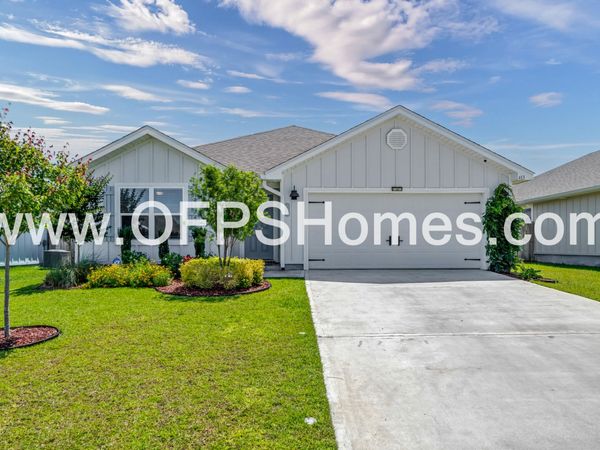 413 Scarborough Street, Crestview, FL 32539