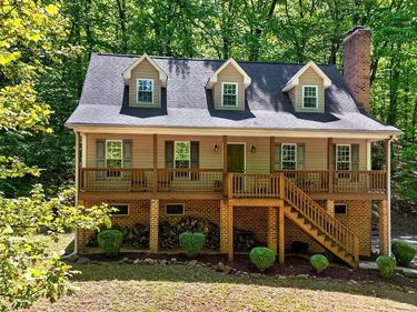 2 DOGWOOD LN , Nellysford, VA 22958