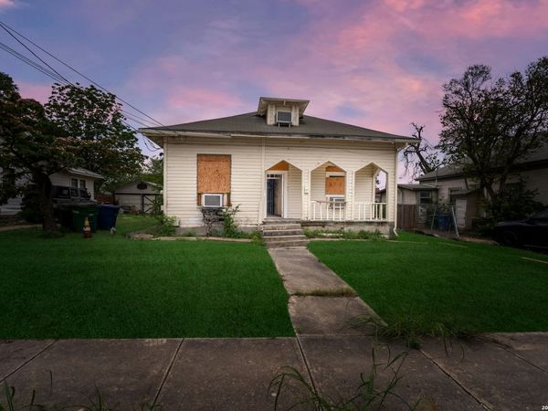 207 CORNELL AVE, San Antonio, TX 78201