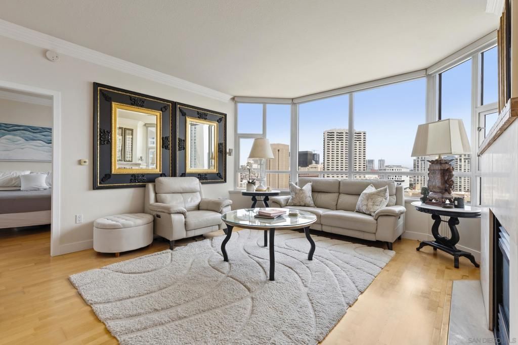 700 W Harbor Dr., Unit 1502, San Diego, CA 92101 Main Photo