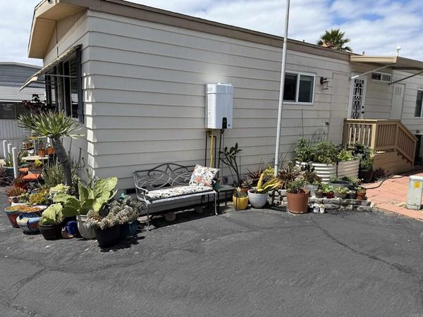 900 N Cleveland Street, Unit 3, Oceanside, CA 92054
