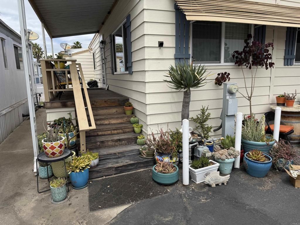900 N Cleveland Street, Unit 3, Oceanside, CA 92054 Main Photo