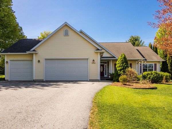 3846 Stoneridge Drive, Traverse City, MI 49684