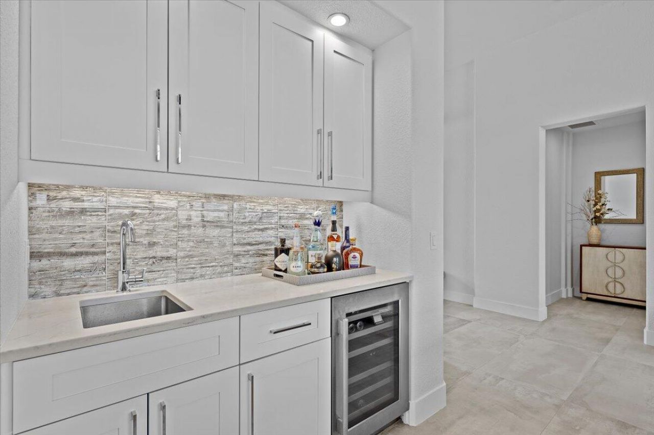 7676 Ironhorse Boulevard, West Palm Beach, FL 33412 Photo
