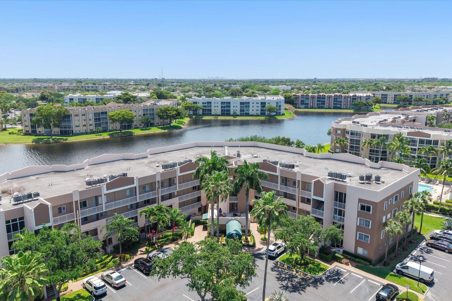 7618 Granville Drive, Unit 110-e, Tamarac, FL 33321 Photo