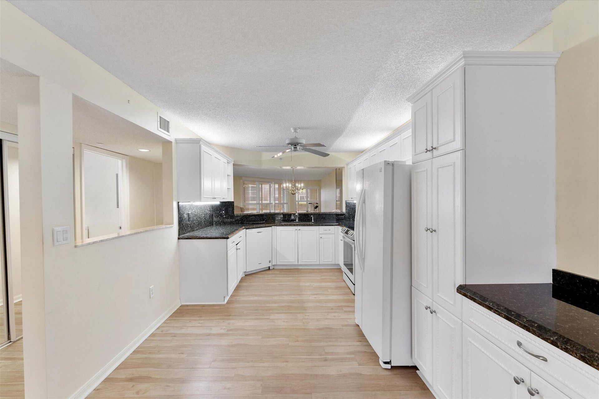 7618 Granville Drive, Unit 110-e, Tamarac, FL 33321 Photo