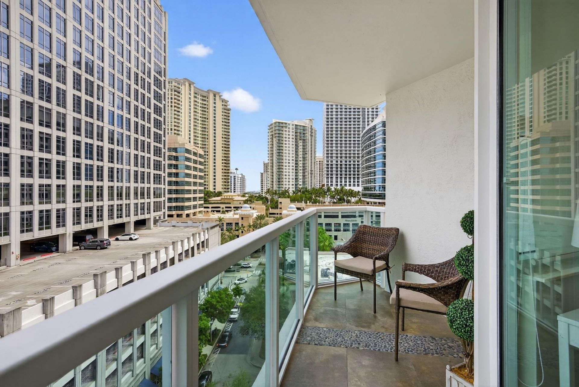350 SE 2nd Street, Unit 1030, Fort Lauderdale, FL 33301 Photo