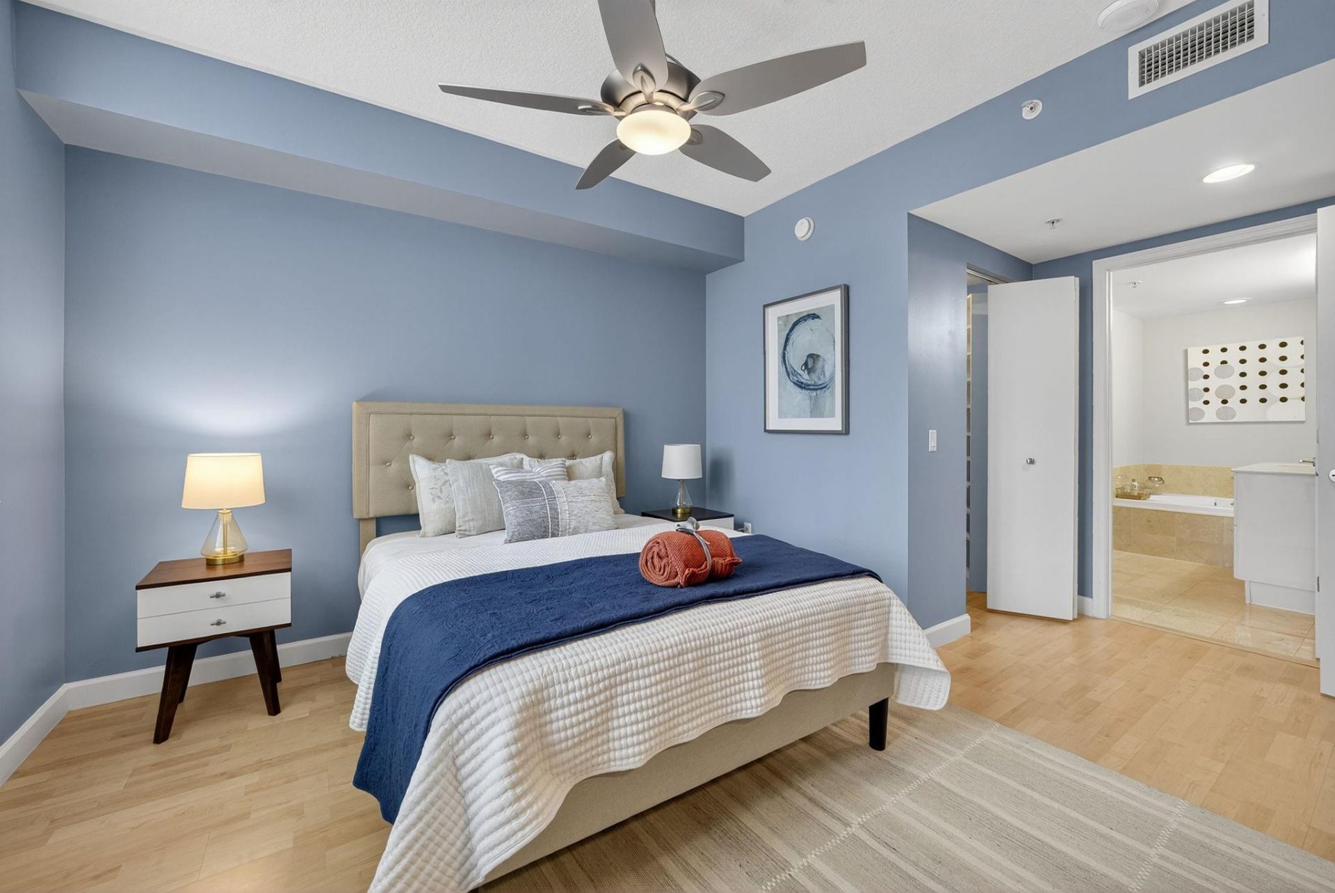 350 SE 2nd Street, Unit 1030, Fort Lauderdale, FL 33301 Photo