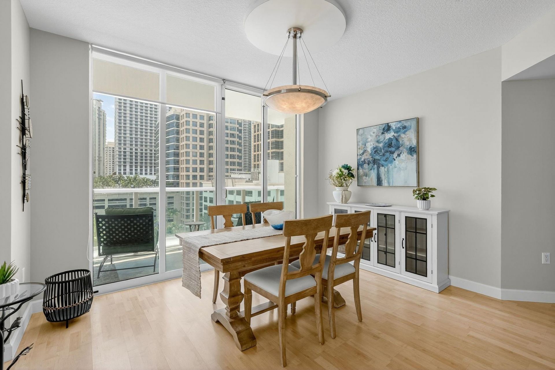 350 SE 2nd Street, Unit 1030, Fort Lauderdale, FL 33301 Photo