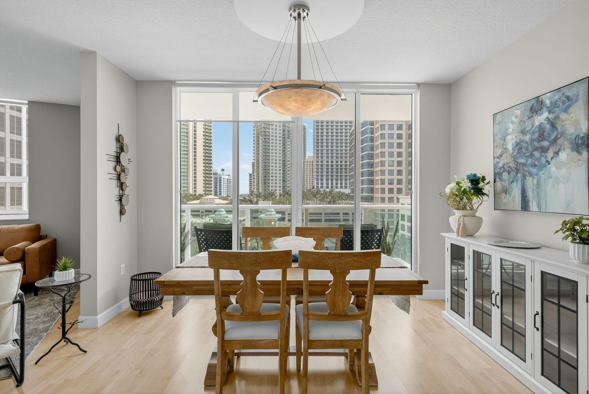 350 SE 2nd Street, Unit 1030, Fort Lauderdale, FL 33301 Photo