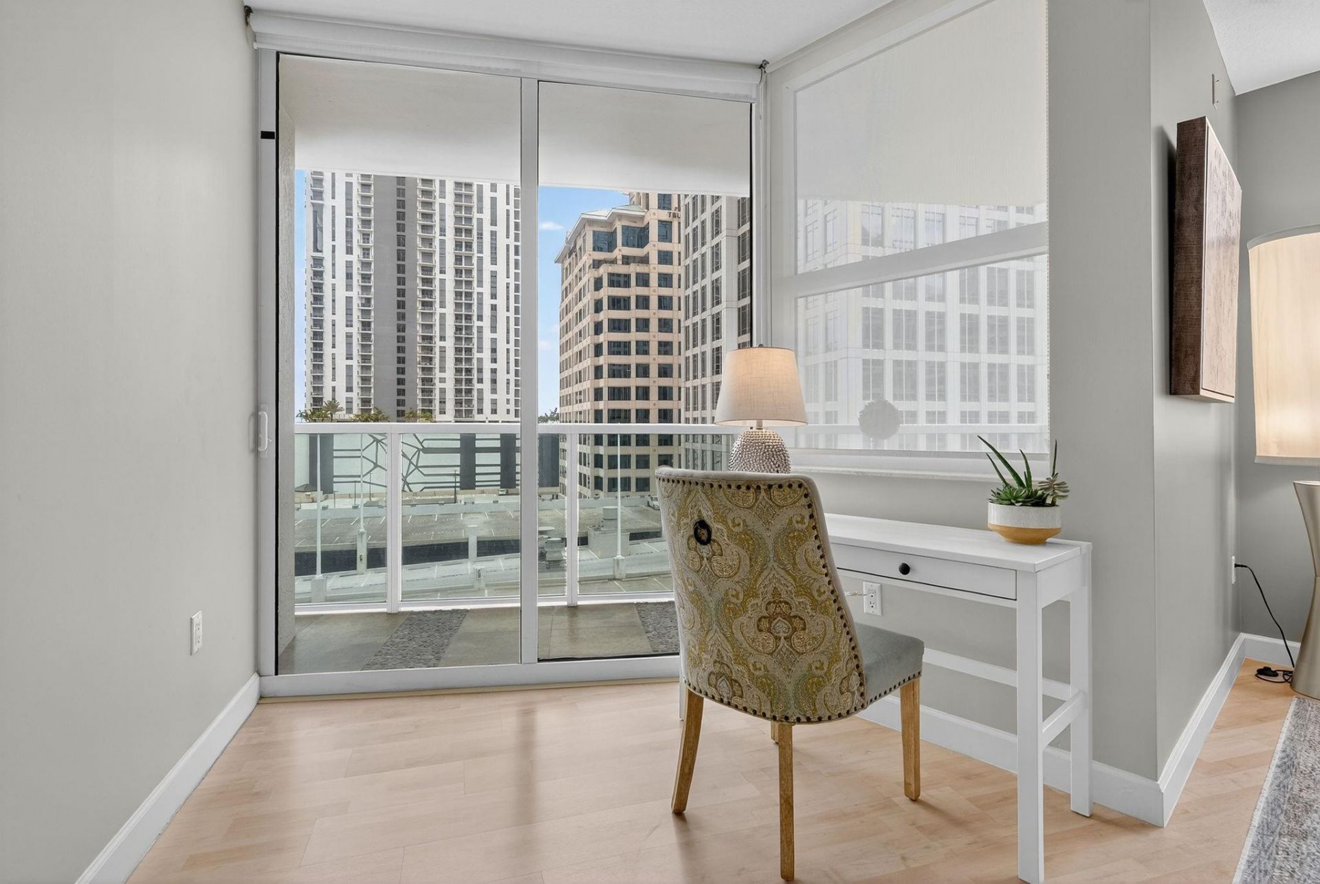 350 SE 2nd Street, Unit 1030, Fort Lauderdale, FL 33301 Photo